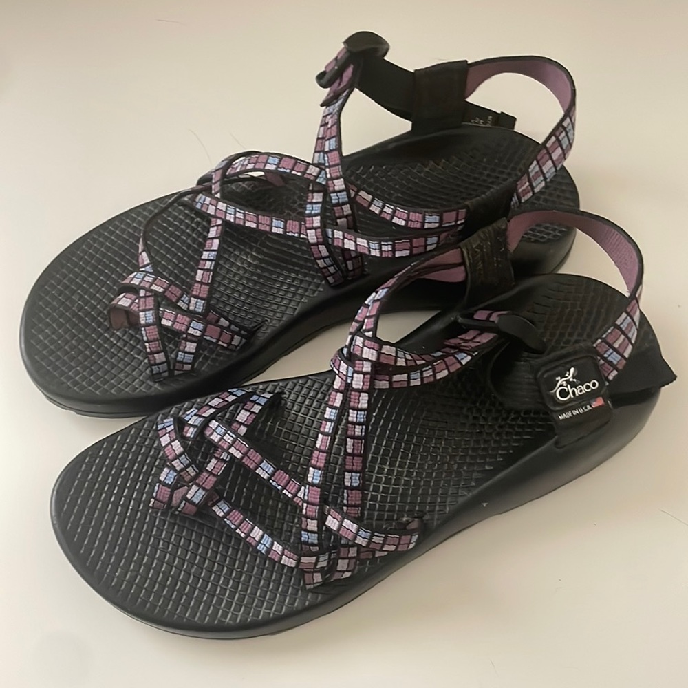 Chacos size 9